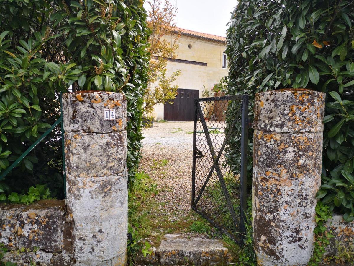 Maison De Campagne Proche Libourne Saint-Denis-de-Pile Zewnętrze zdjęcie